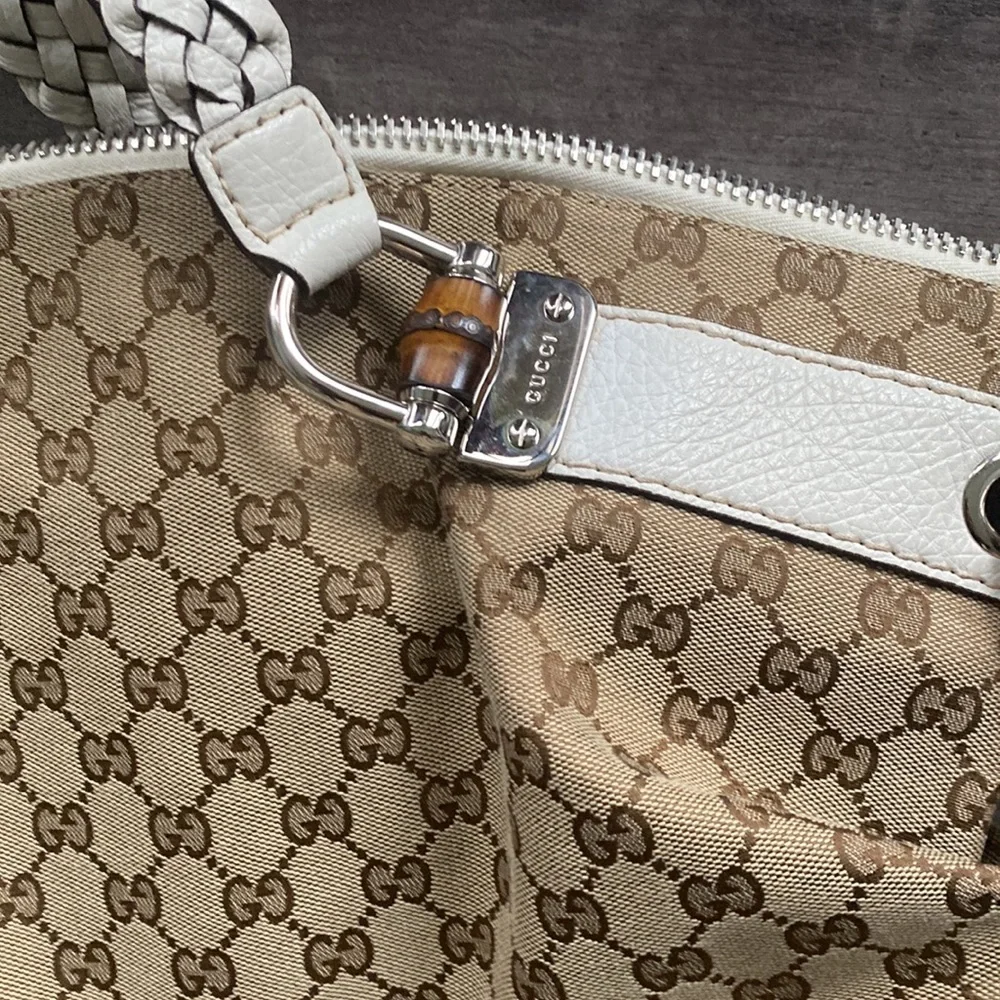 Gucci Beige and White Tote Bag - Picture 5 of 9
